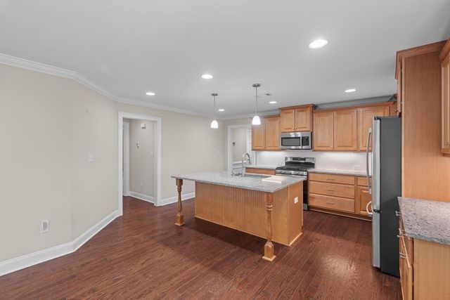 257 Puent Dr, Dothan, AL 36301