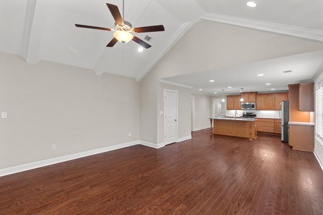 257 Puent Dr, Dothan, AL 36301