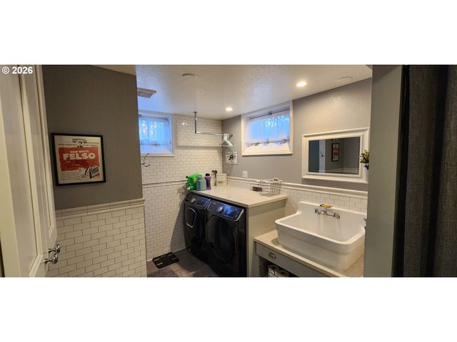 12718 Ne 159TH St, Brush Prairie, WA 98606