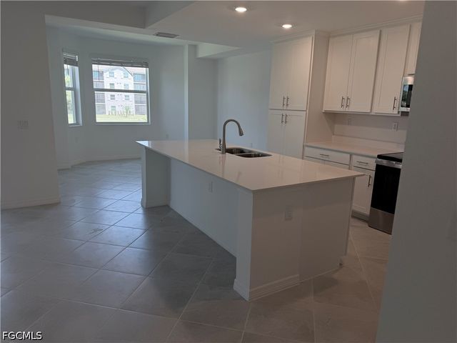 18421 Copperhead CT N 222, Lehigh Acres, FL 33936