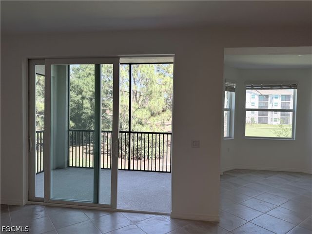 18421 Copperhead CT N 222, Lehigh Acres, FL 33936