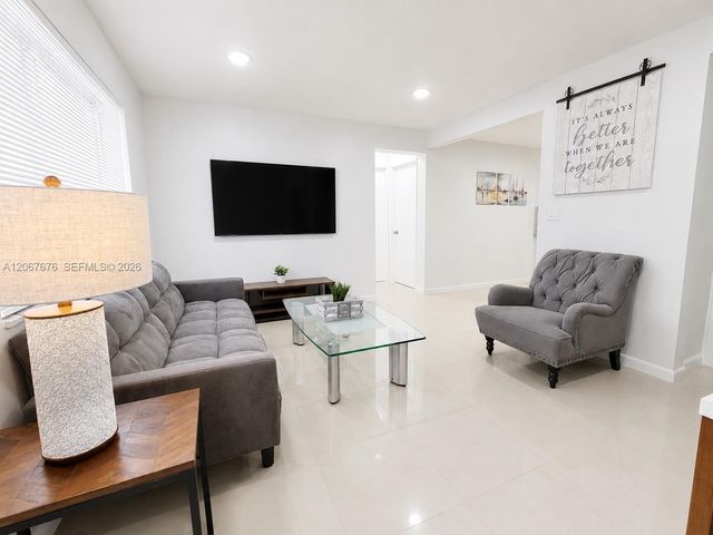 1723 Wiley Street F, Hollywood, FL 33020