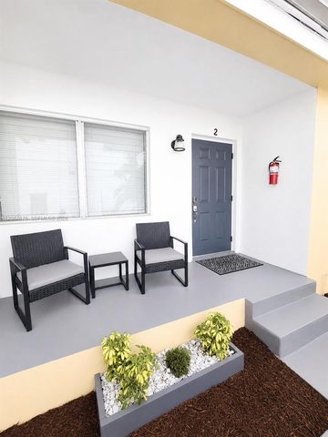 1723 Wiley Street F, Hollywood, FL 33020