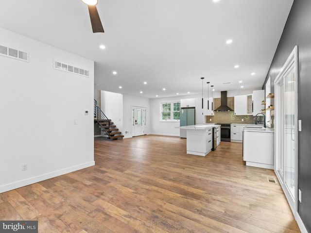 4642 BELMONT AVE, Bensalem, PA 19020