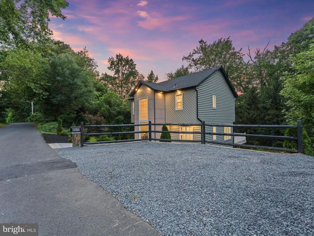4642 BELMONT AVE, Bensalem, PA 19020