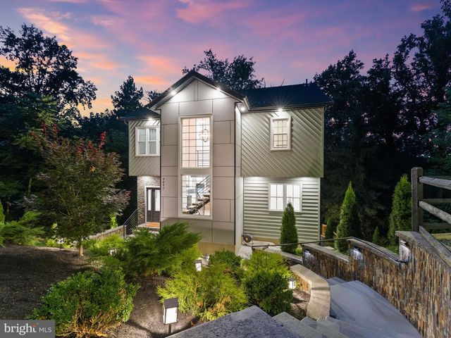 4642 BELMONT AVE, Bensalem, PA 19020