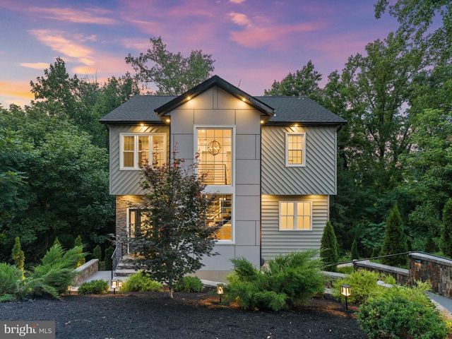 4642 BELMONT AVE, Bensalem, PA 19020