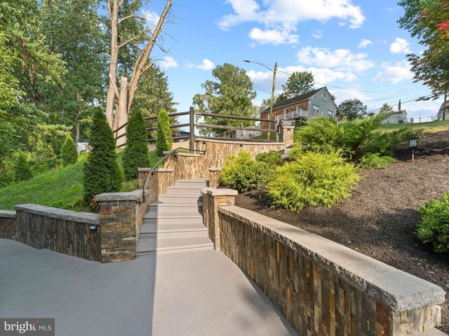 4642 BELMONT AVE, Bensalem, PA 19020