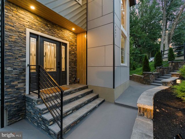 4642 BELMONT AVE, Bensalem, PA 19020