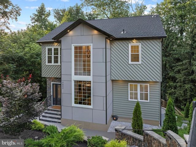 4642 BELMONT AVE, Bensalem, PA 19020