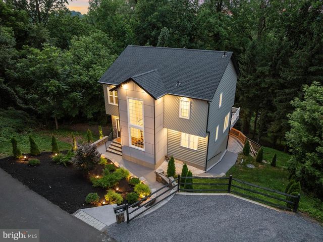 4642 BELMONT AVE, Bensalem, PA 19020