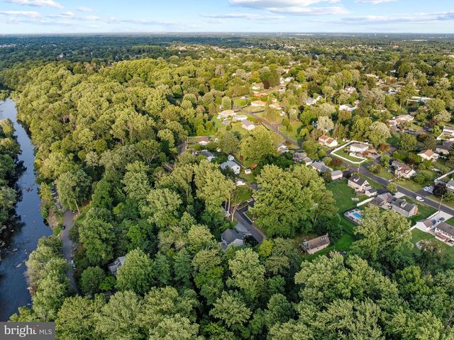 4642 BELMONT AVE, Bensalem, PA 19020
