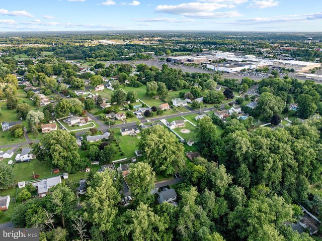 4642 BELMONT AVE, Bensalem, PA 19020