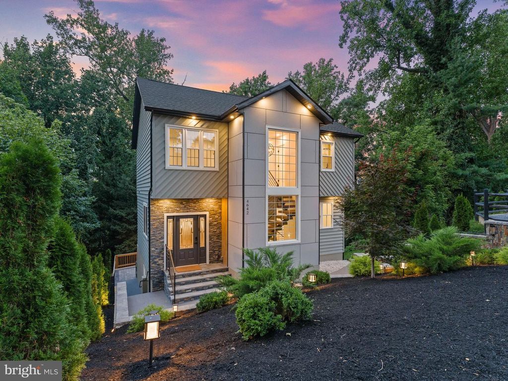 4642 BELMONT AVE, Bensalem, PA 19020