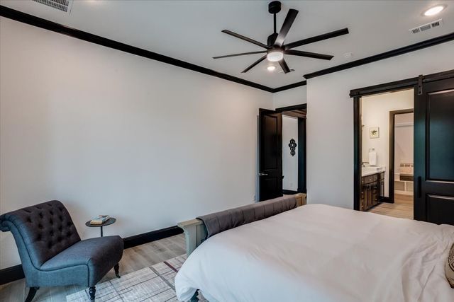 124 Cote D Azur Drive, Chico, TX 76431