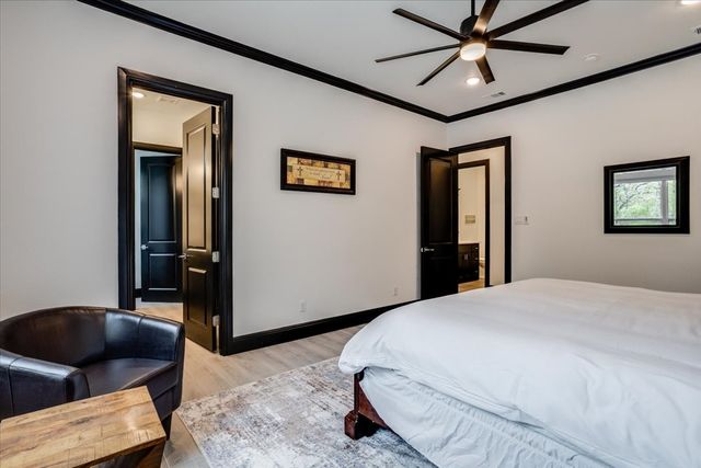 124 Cote D Azur Drive, Chico, TX 76431