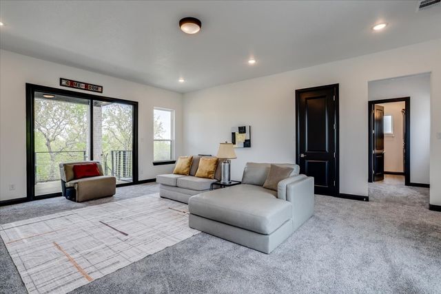 124 Cote D Azur Drive, Chico, TX 76431