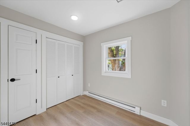 46 Wildwood Rd, Jefferson Twp., NJ 07438