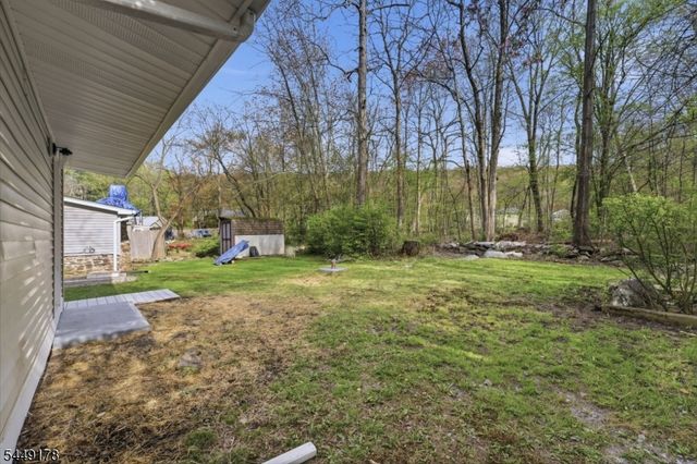 46 Wildwood Rd, Jefferson Twp., NJ 07438