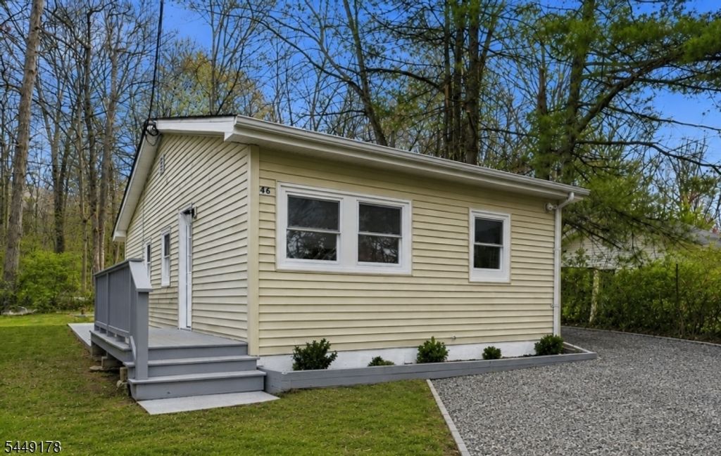 46 Wildwood Rd, Jefferson Twp., NJ 07438
