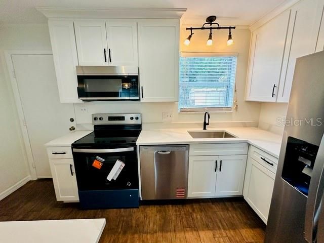 2211 STANLEY STREET, Orlando, FL 32803