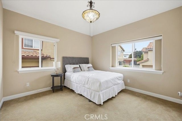 1805 Speyer Lane B, Redondo Beach, CA 90278