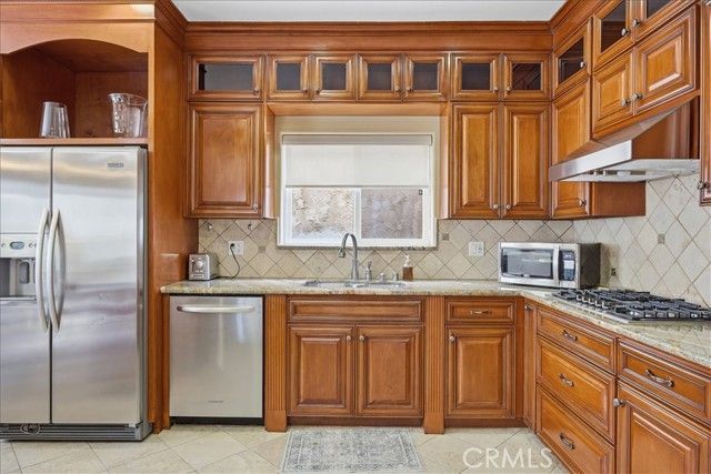 1805 Speyer Lane B, Redondo Beach, CA 90278