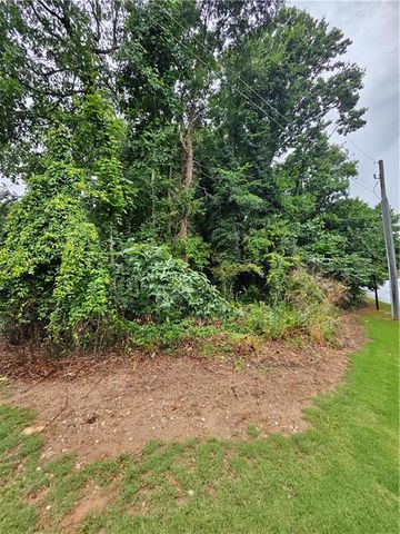 3048 Flat Shoals Road, Decatur, GA 30034