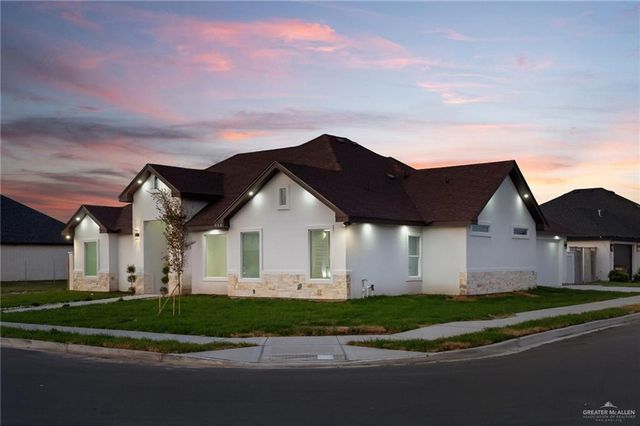 804 N Buxton Avenue, Edinburg, TX 78541