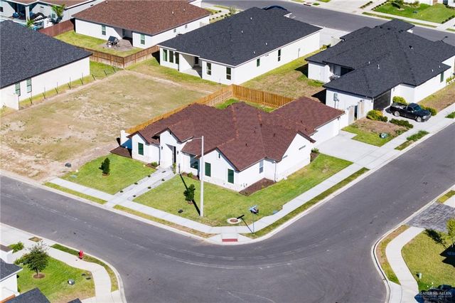 804 N Buxton Avenue, Edinburg, TX 78541