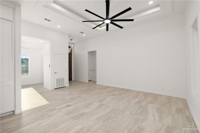 804 N Buxton Avenue, Edinburg, TX 78541