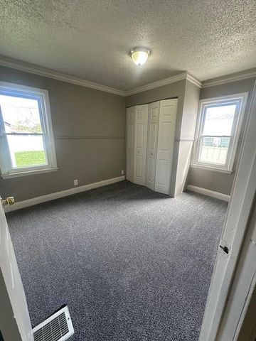 630 Park Avenue, Lincoln Park, MI 48146