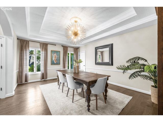 17981 MEADOWLARK Ln, Lake Oswego, OR 97034
