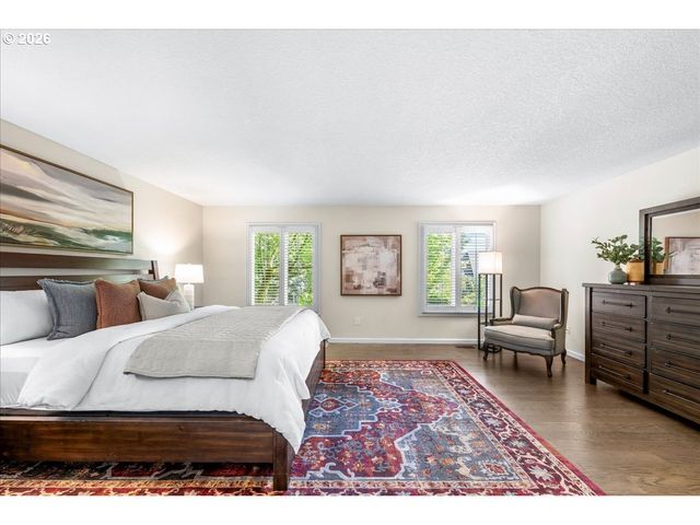 17981 MEADOWLARK Ln, Lake Oswego, OR 97034