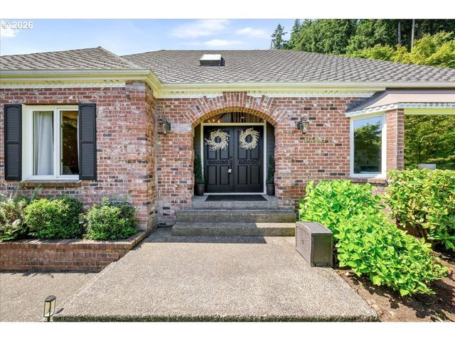 17981 MEADOWLARK Ln, Lake Oswego, OR 97034