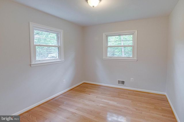 12026 WAPLES MILL RD, Oakton, VA 22124