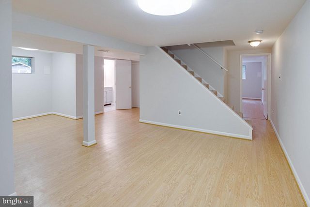 12026 WAPLES MILL RD, Oakton, VA 22124