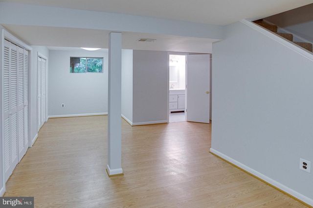 12026 WAPLES MILL RD, Oakton, VA 22124