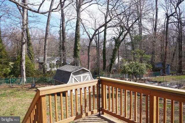 12026 WAPLES MILL RD, Oakton, VA 22124