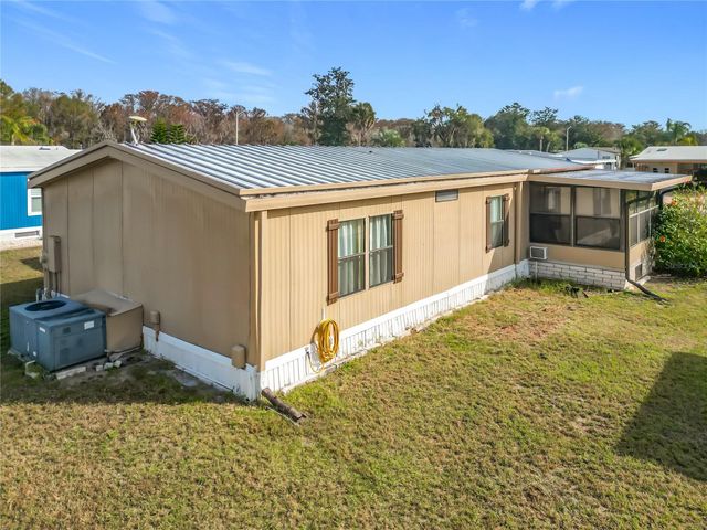 109 LYONIA LANE, Wildwood, FL 34785