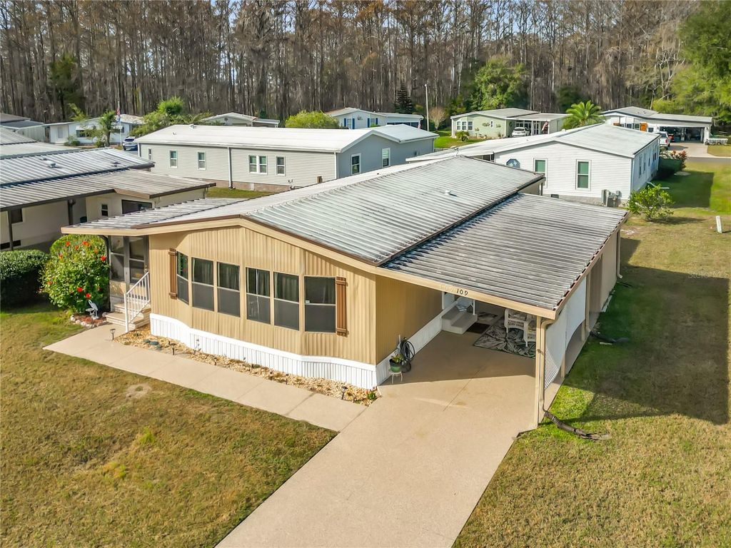 109 LYONIA LANE, Wildwood, FL 34785