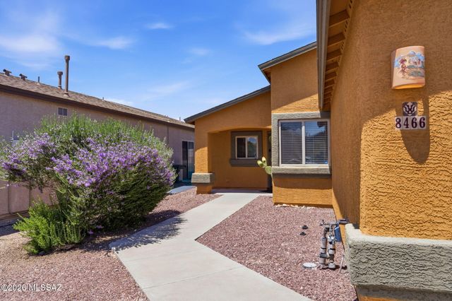 8466 S Burien Road, Tucson, AZ 85747