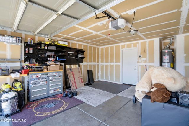 8466 S Burien Road, Tucson, AZ 85747