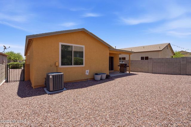 8466 S Burien Road, Tucson, AZ 85747