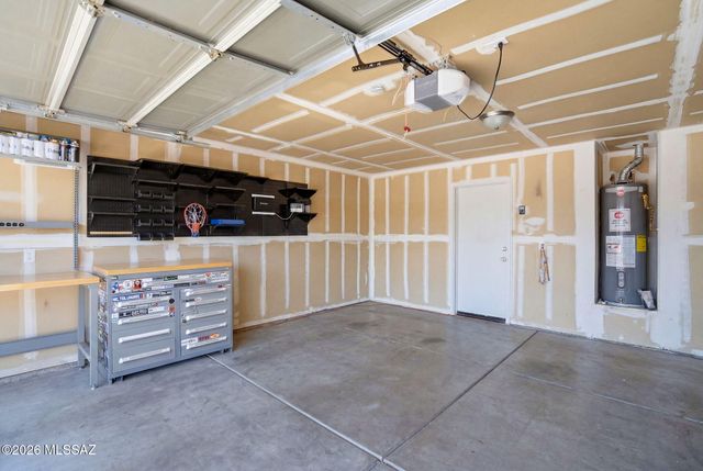 8466 S Burien Road, Tucson, AZ 85747