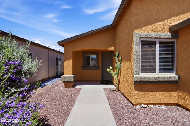 8466 S Burien Road, Tucson, AZ 85747