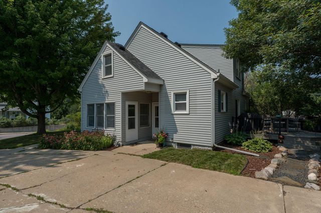 227 Johnson Street, Mankato, MN 56001