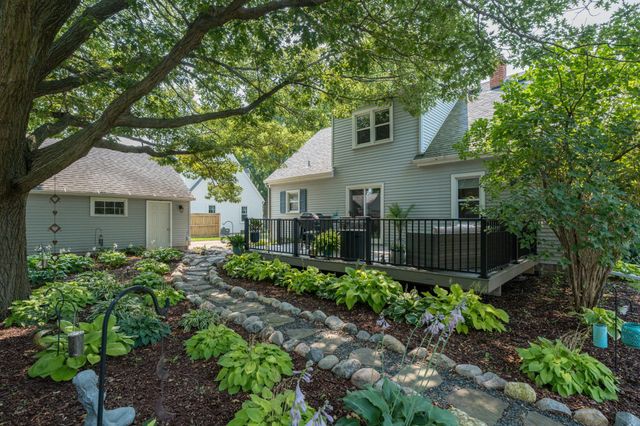 227 Johnson Street, Mankato, MN 56001
