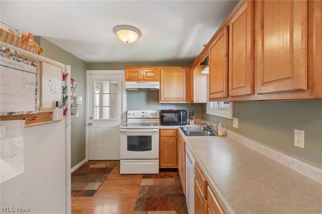 3735 Harrison Avenue NW, Canton, OH 44709