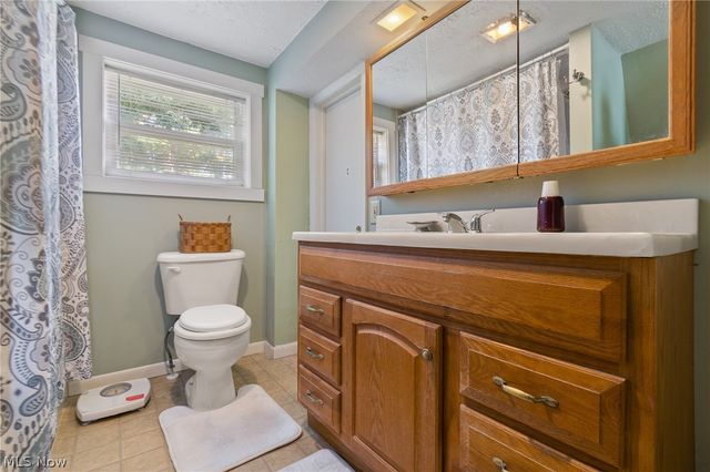 3735 Harrison Avenue NW, Canton, OH 44709